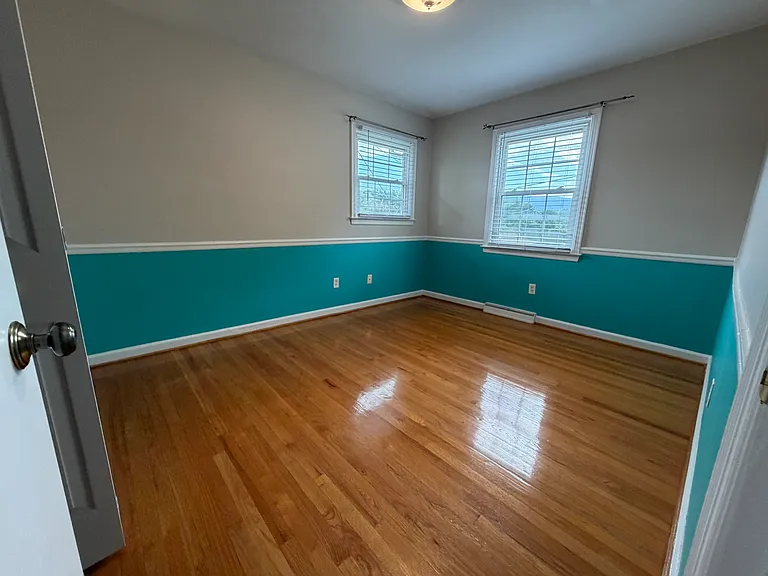 4538 Vest Dr — Photo 6