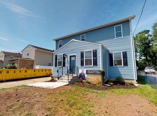 904 4th Ave, Croydon, PA 19021