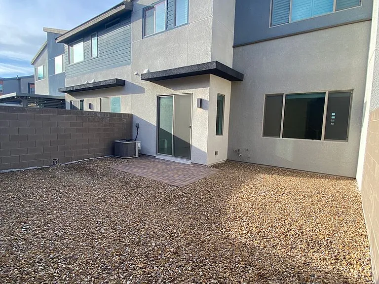 3211 Centano Ave — Photo 16