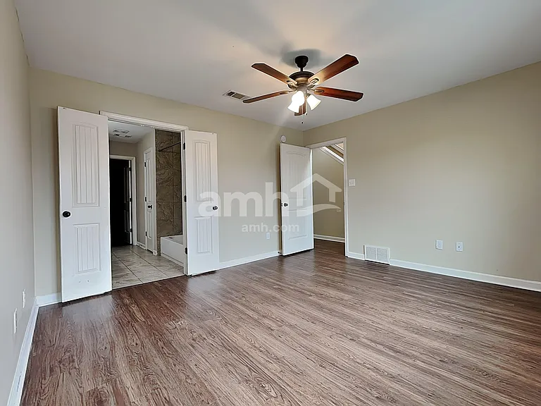 1242 Carlton Ridge Dr — Photo 9