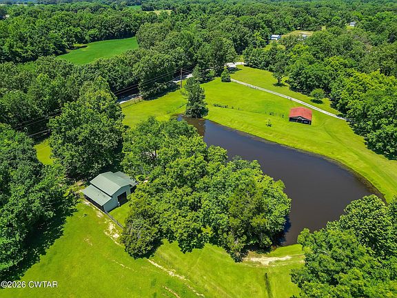 2nd image of 480 Friendship Rd