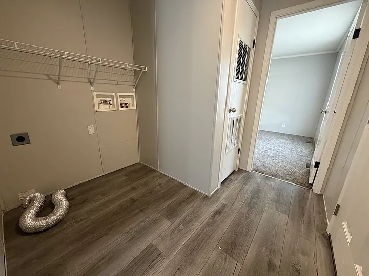 38000 Le Chateau Blvd #524 — Photo 9