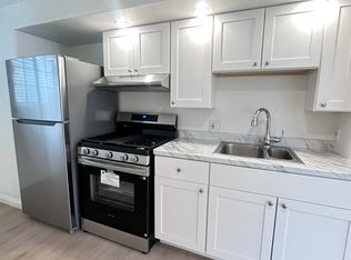 230 55th St #B, San Diego, CA 92114