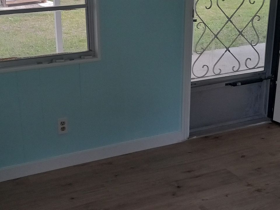 1st image of 5609 Hancock Dr #1