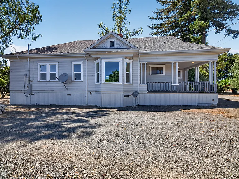 4980 Dry Creek Rd — Photo 5