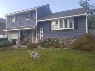 104 Bentley Ave, Old Bridge, NJ 08857