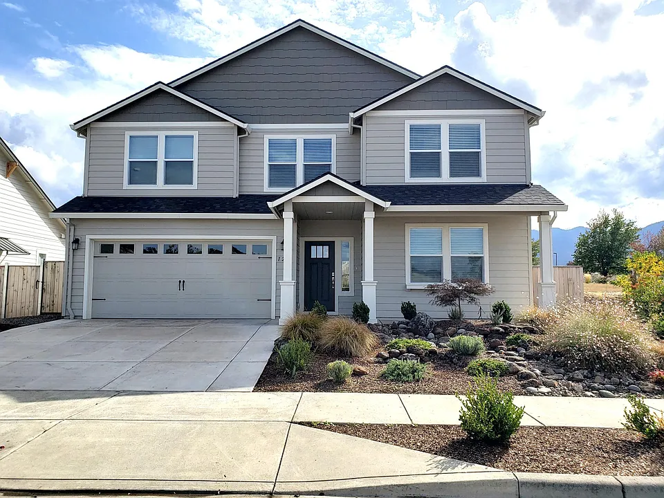 124 Willow Springs Dr