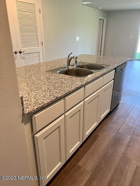 1st image of 67 PALMWOOD Drive