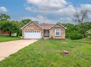 5255 Hunning Rd, High Ridge, MO 63049