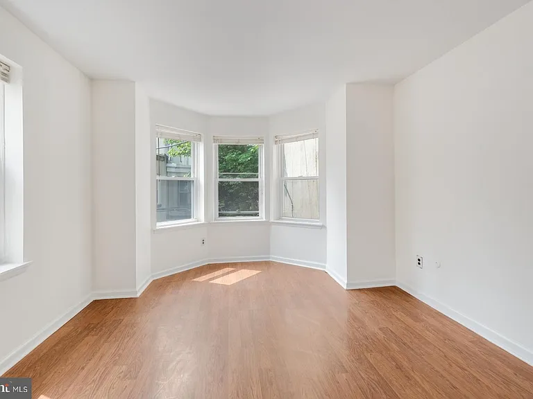 3306 Haverford Ave — Photo 17