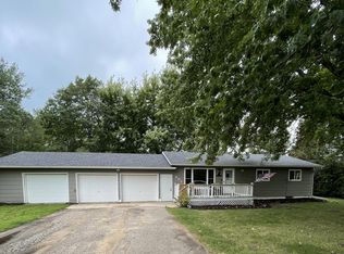 801 Wells Ave N, Sebeka, MN 56477