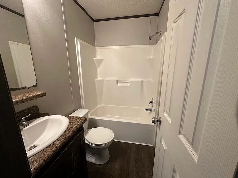 2088 E Empire Ave #208 — Photo 6