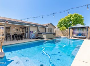 437 N Saint Claire Cir, Mesa, AZ 85207