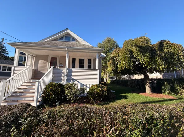 84 Baker St, West Roxbury, MA 02132