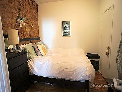 4th image of 52 Greenwich Ave APT 2