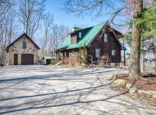1668 Buckner Rd, Monterey, TN 38574