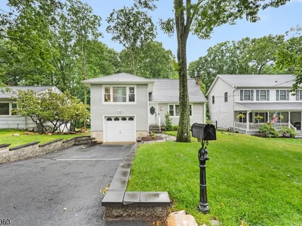 38 Seneca Ave, Rockaway Twp., NJ 07866
