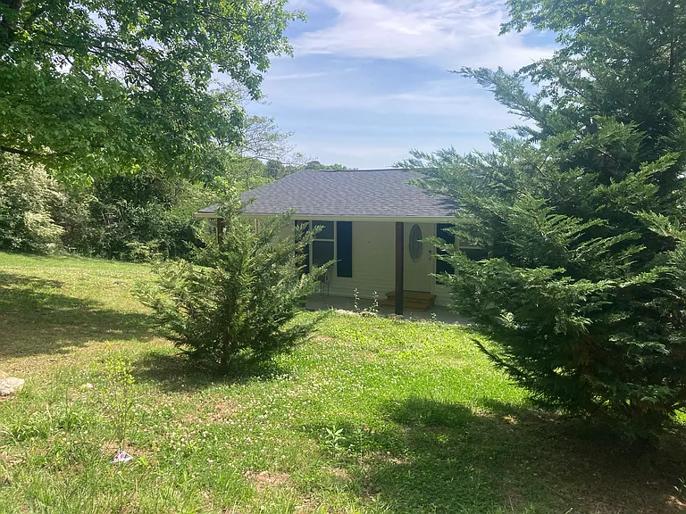 1823 Lula Lake Rd — Photo 23