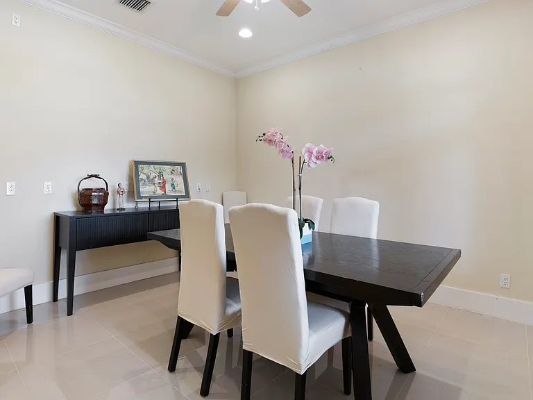 445 Palm River Blvd — Photo 11
