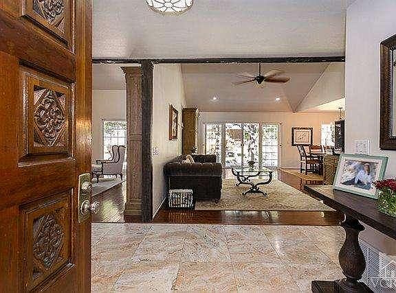 3rd image of 1571 Shadowglen Ct