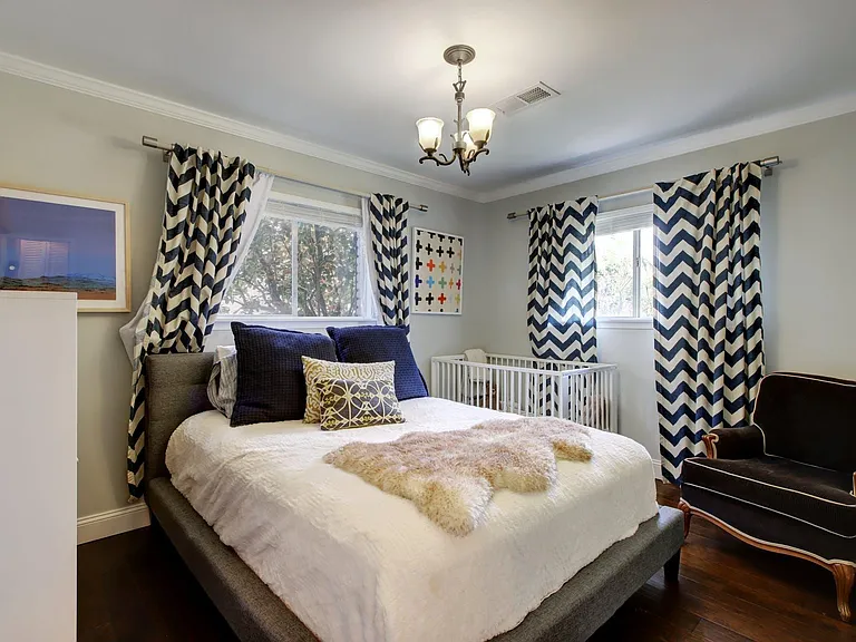 1903 Teakwood Dr — Photo 7