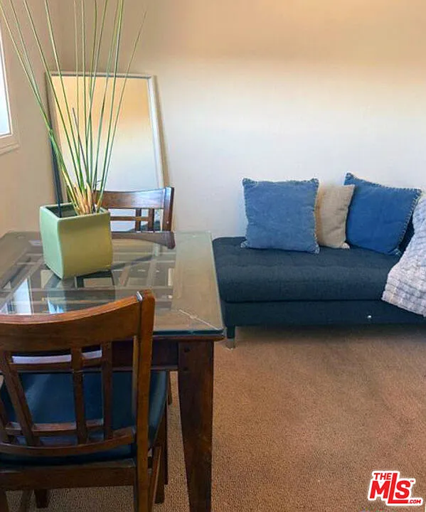 1 bed, 1.0 bath, $3,500 — Photo 4