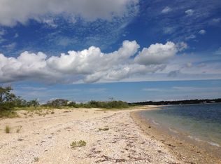 2 Behringer Ln, Shelter Island, NY 11964