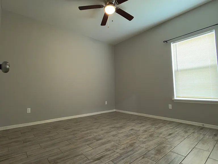 1404 W Heritage Dr #2 — Photo 20