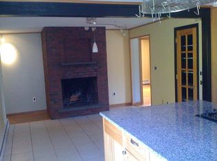 8 Mooney Rd, Salem, MA 01970