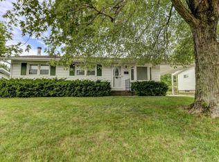 3206 N Christine Dr, Decatur, IL 62526