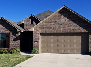 3919 White Lake Dr, Bossier City, LA 71111
