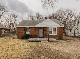 2831 E Stadium Dr, Wichita, KS 67214