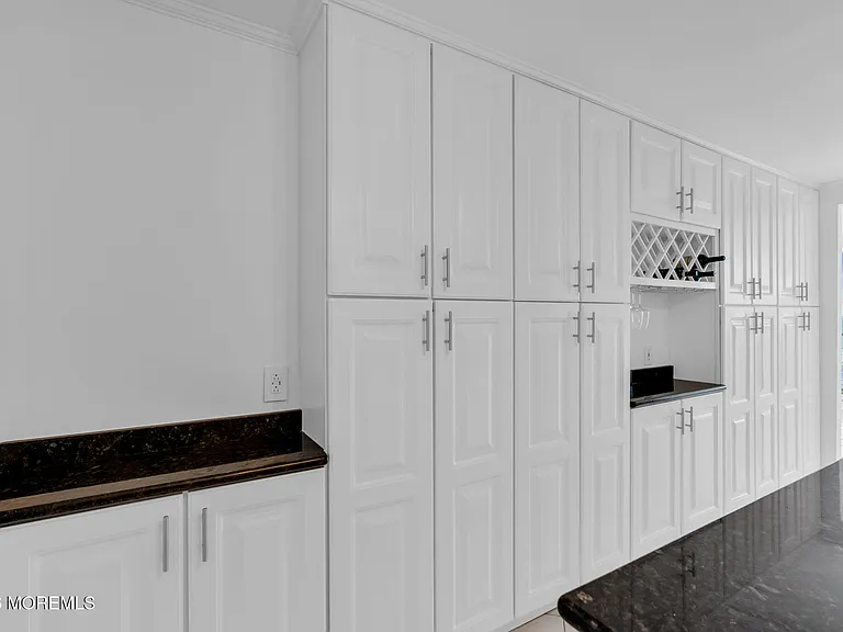 55 Ocean Ave #3L — Photo 12