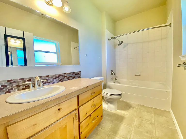 9002 Vialago Pkwy — Photo 11