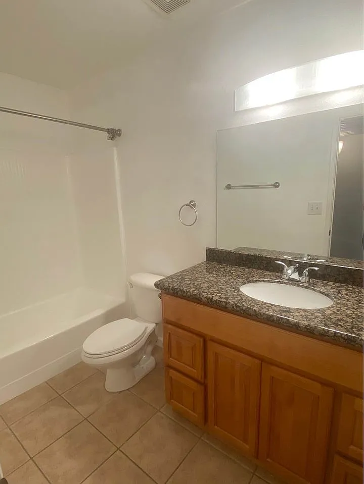 Building Photo - 5877 N Granite Reef Rd