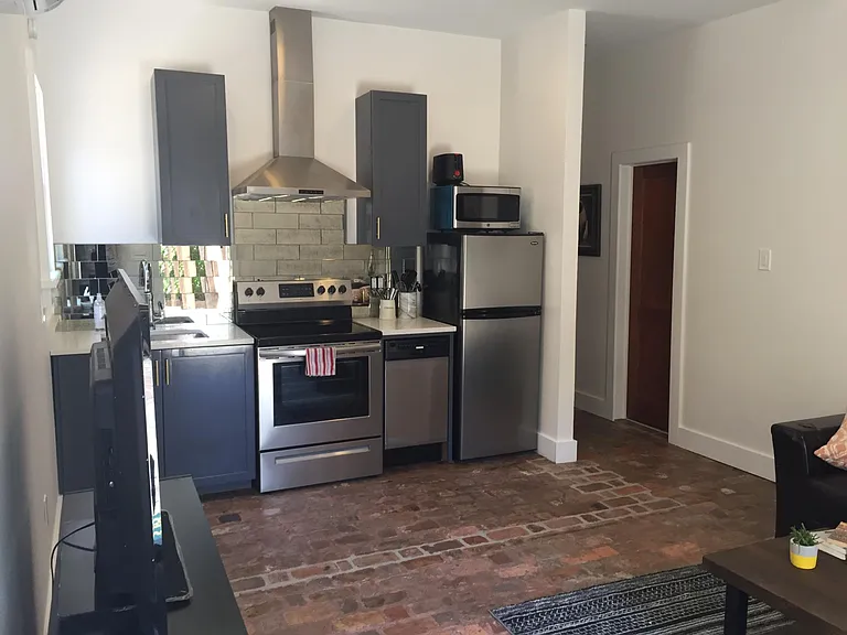 1420 Terpsichore St #3 — Photo 5