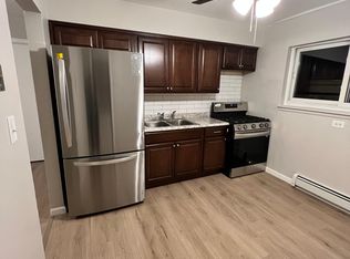 5314 S 73rd Ave APT 3, Summit Argo, IL 60501