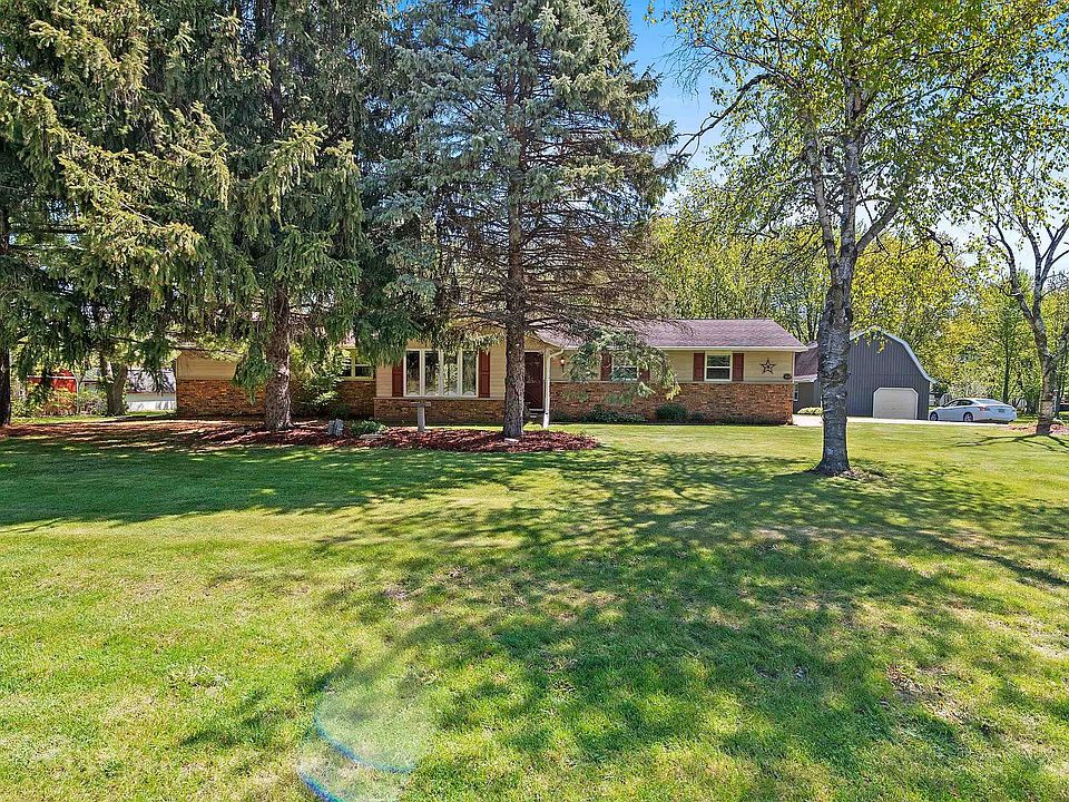 2981 Packerland Dr, Green Bay, WI 54313 Zillow