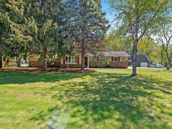 2981 Packerland Dr, Green Bay, WI 54313