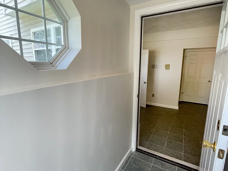 104 Middlesex Rd #1A — Photo 16
