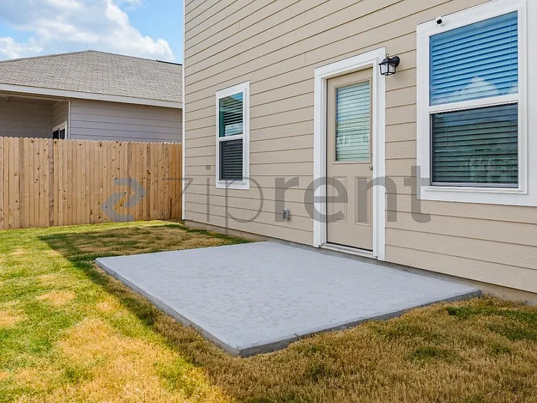 7536 Corral Smt — Photo 40