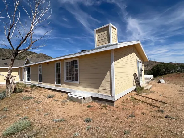 34848 Wild Hare Rd, Palmdale, CA 93551