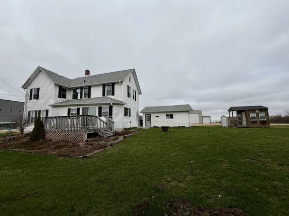 1925 S Simmons Rd, Stockton, IL 61085