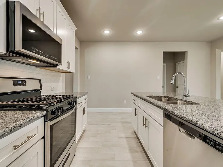 2317 Mount Olive Ln — Photo 11