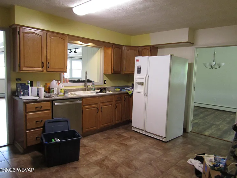 1820 Shiffler Ave — Photo 8