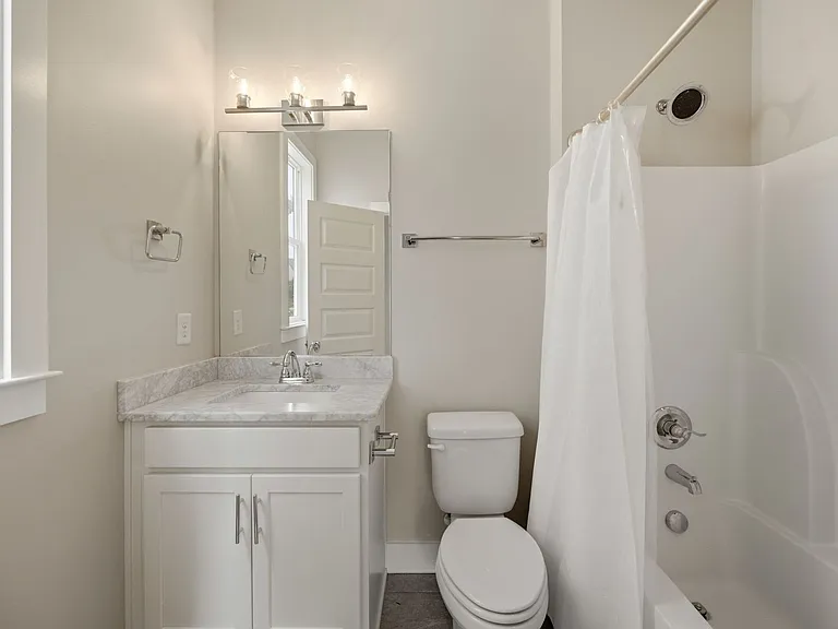 752 Cottage Park Dr — Photo 23