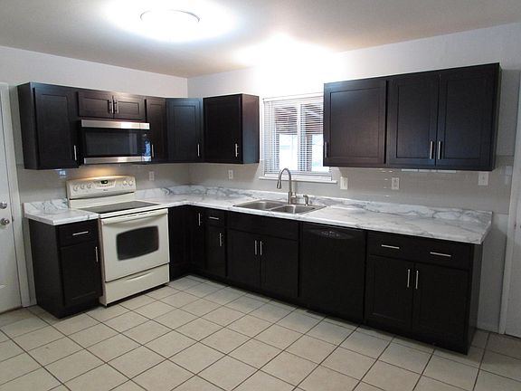 New cabinets, countertops and backsplash in 2018.