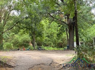 1603 Chestnut St, Gladewater, TX 75647