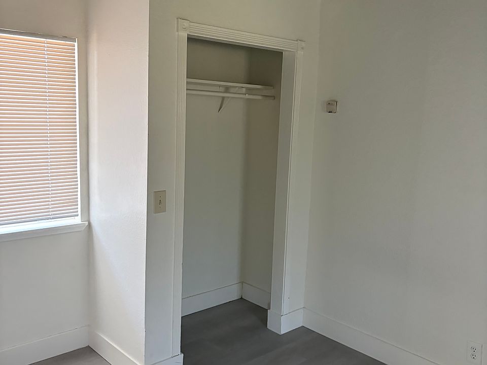 1st image of 2140 Dutch Slough Rd Unit 6