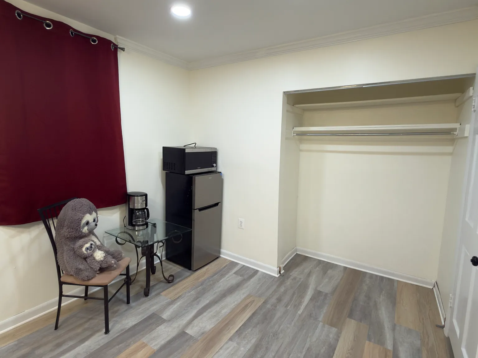 4 bed, 2886 sqft, $1,150 — Photo 2